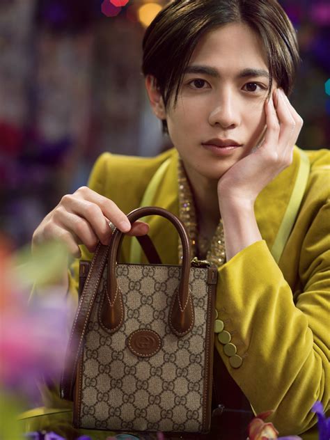 gucci 志尊淳|ミラノメンズが開幕！志尊淳、鈴木亮平が参加した、グッチ202.